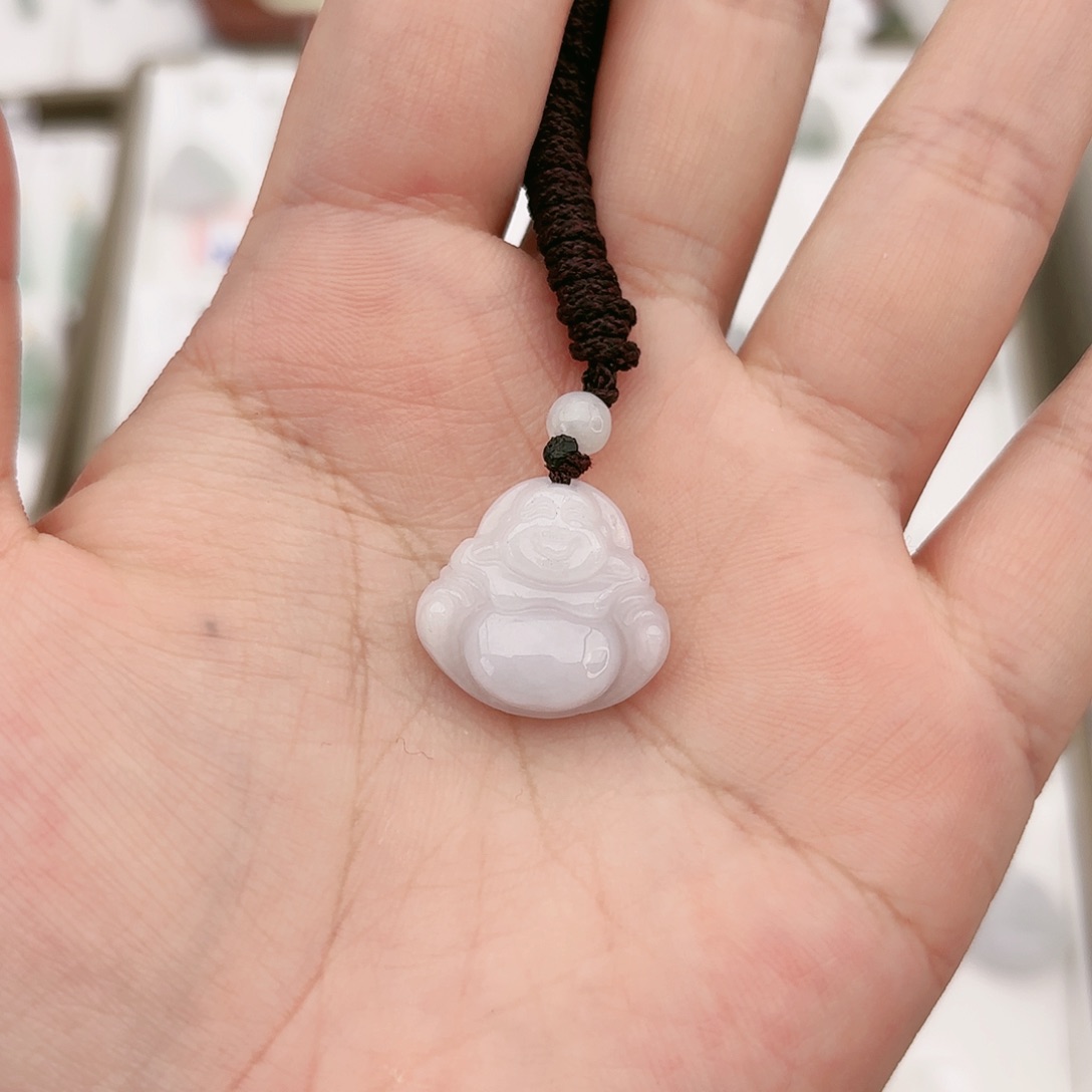 翡翠颈饰未镶嵌佛公