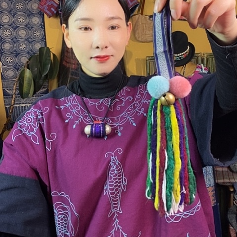 织绣手工制作包挂