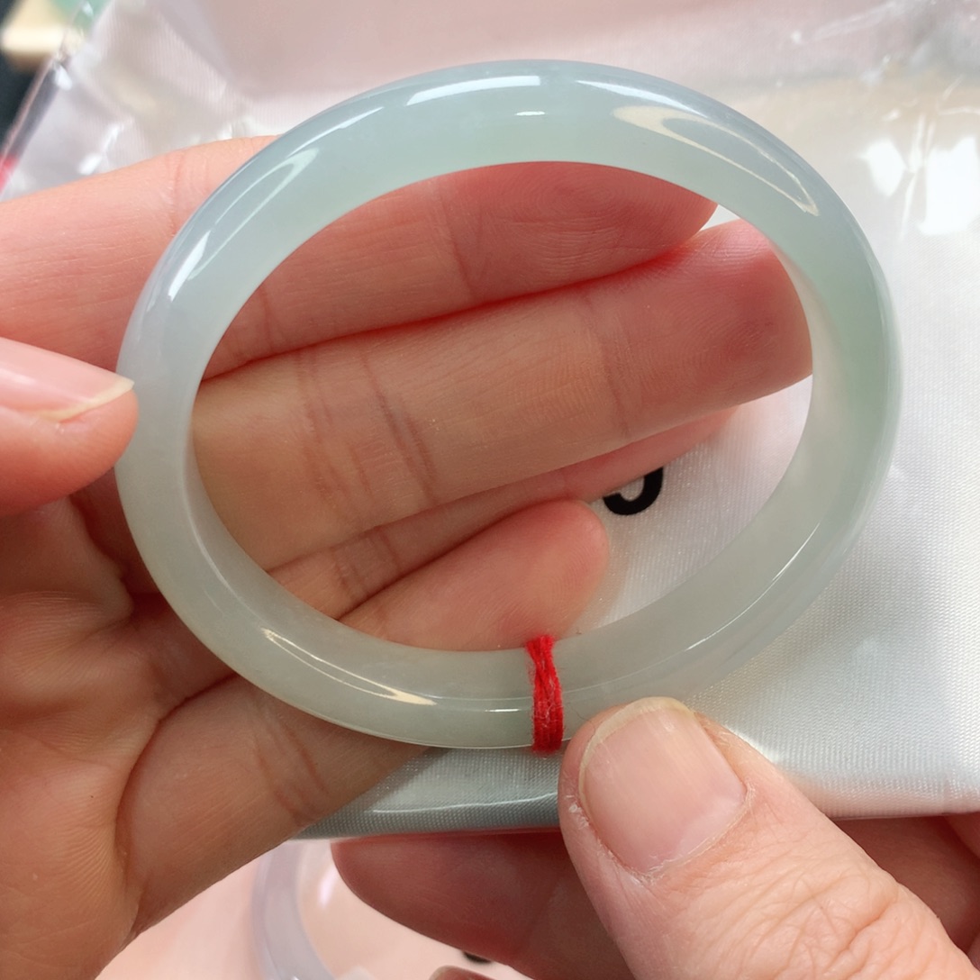 翡翠手镯未镶嵌53贵妃