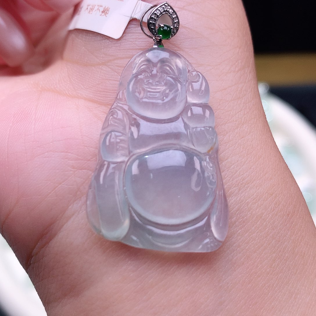颈饰18K金镶嵌翡翠财神