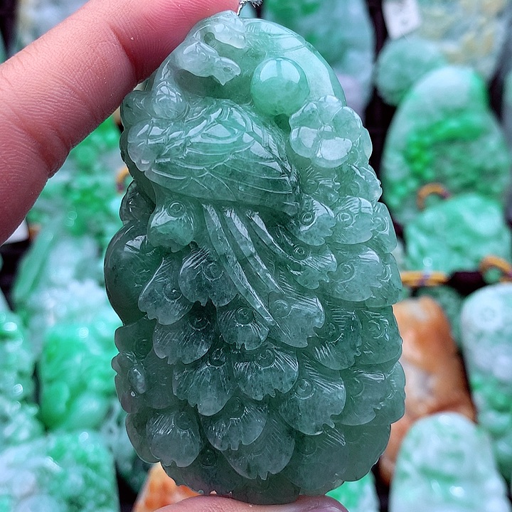 翡翠吊坠(不含链)未镶嵌