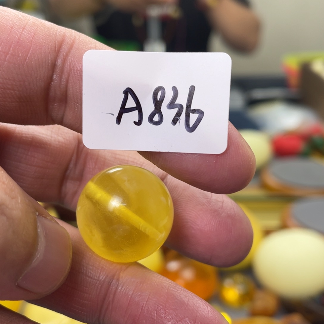 手链琥珀未镶嵌多样性发，发其中一件