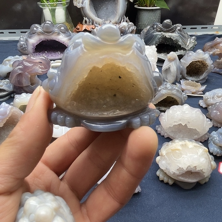 H****石头金蟾家居摆件