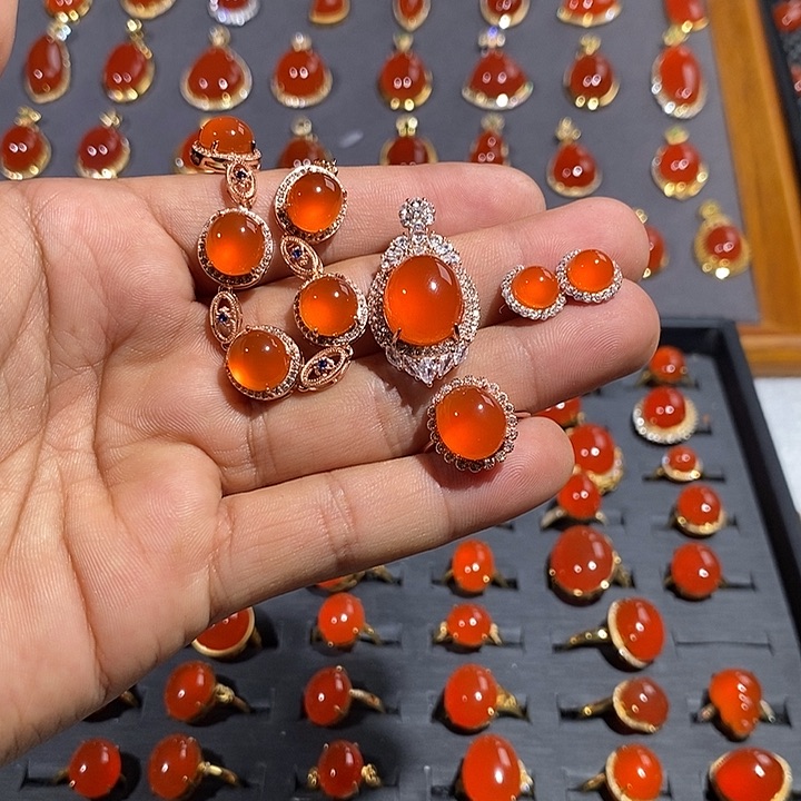 南红玛瑙颈饰银S925镶嵌