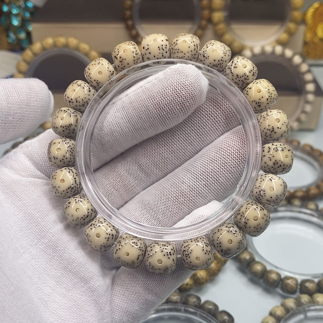 星月菩提手串10×11一物一图原生态同枝古瓷灰包白大眼睛福利