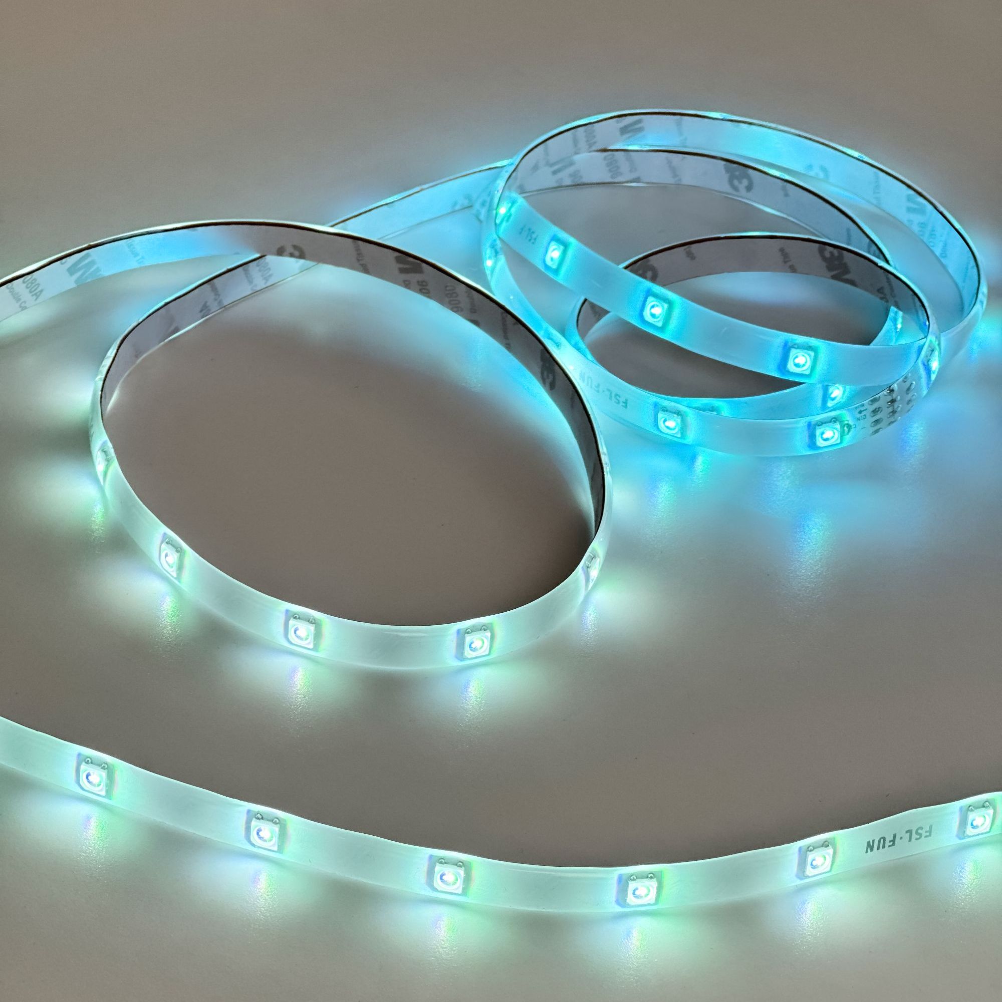 FSL佛山照明智能电视氛围灯带