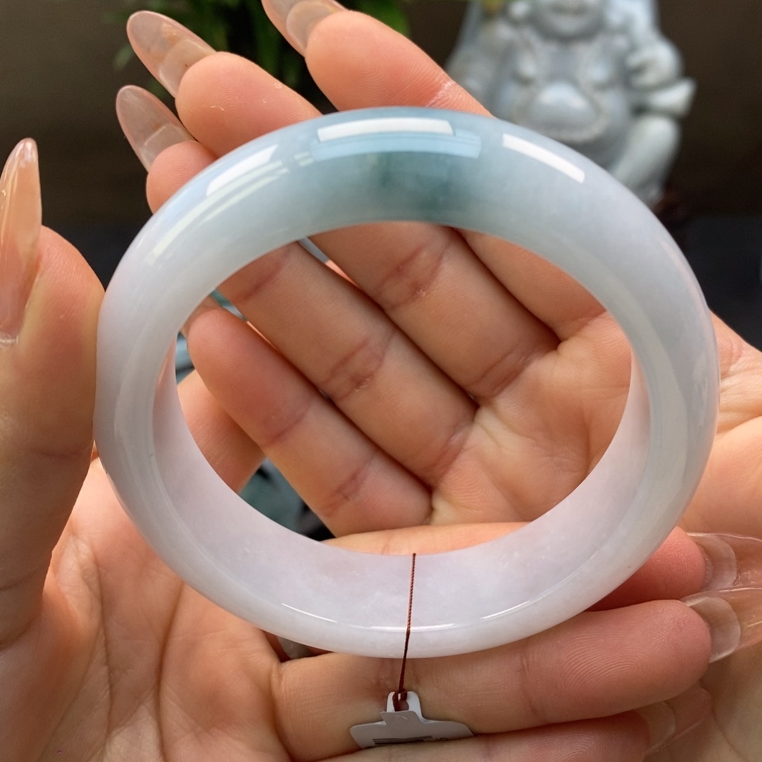 翡翠手镯未镶嵌天然