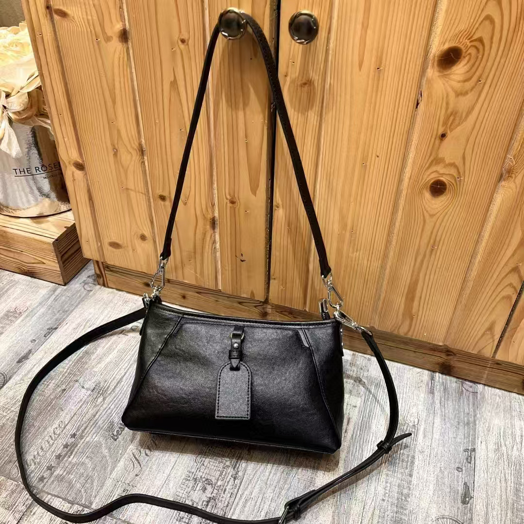 璞艺头层植鞣牛皮法棍包腋下包斜挎包女士休闲时尚简约百搭包包