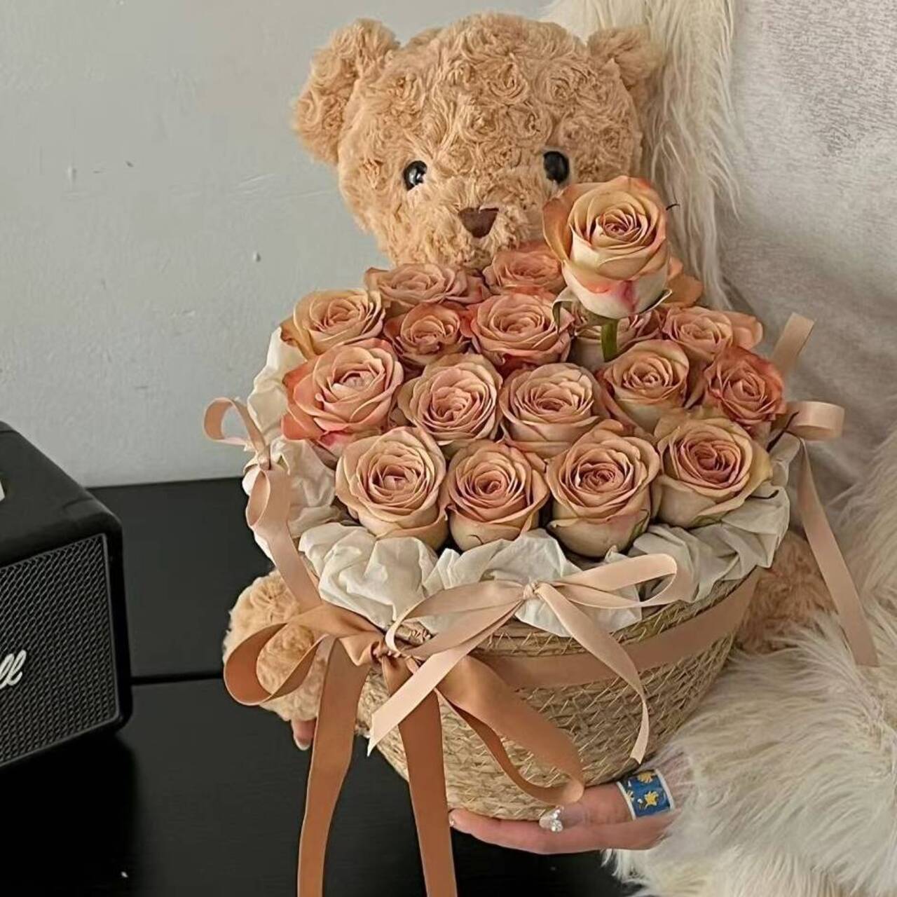 【幸运儿】卡布奇诺玫瑰混搭泰迪熊玩偶抱抱桶送朋友爱人闺蜜女友男友长辈领导鲜花生日礼物花店