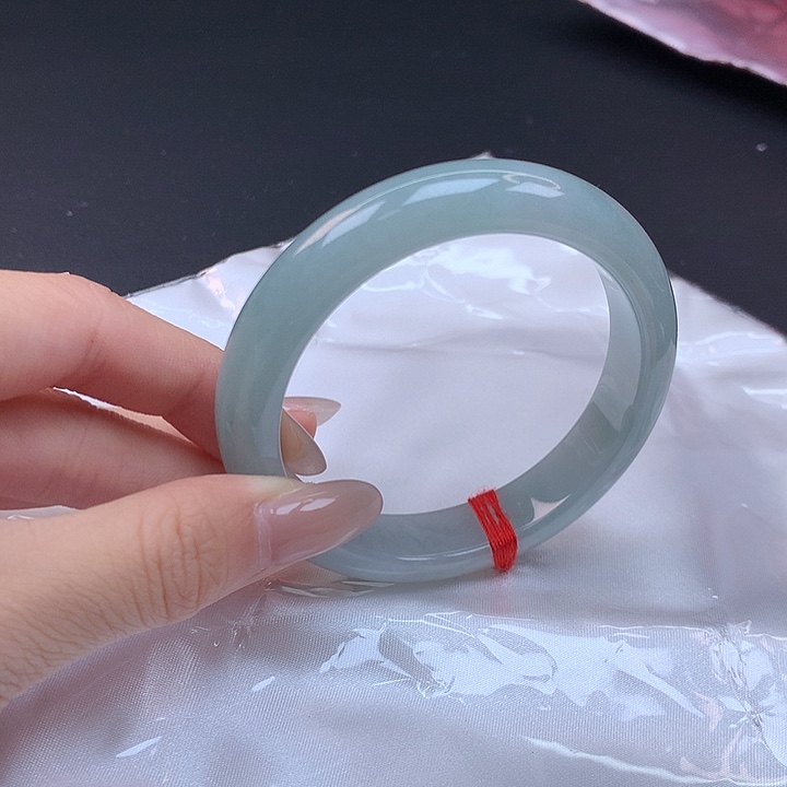 翡翠未镶嵌手镯57