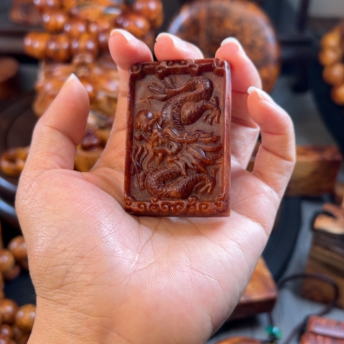 【闪购商品】松木（琥珀木）把件