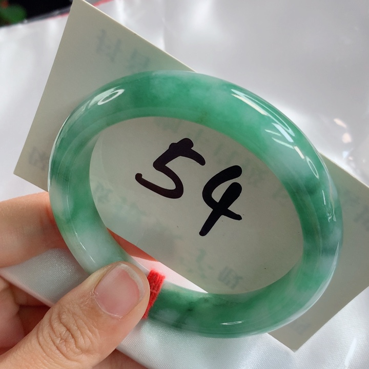 翡翠手镯未镶嵌强推