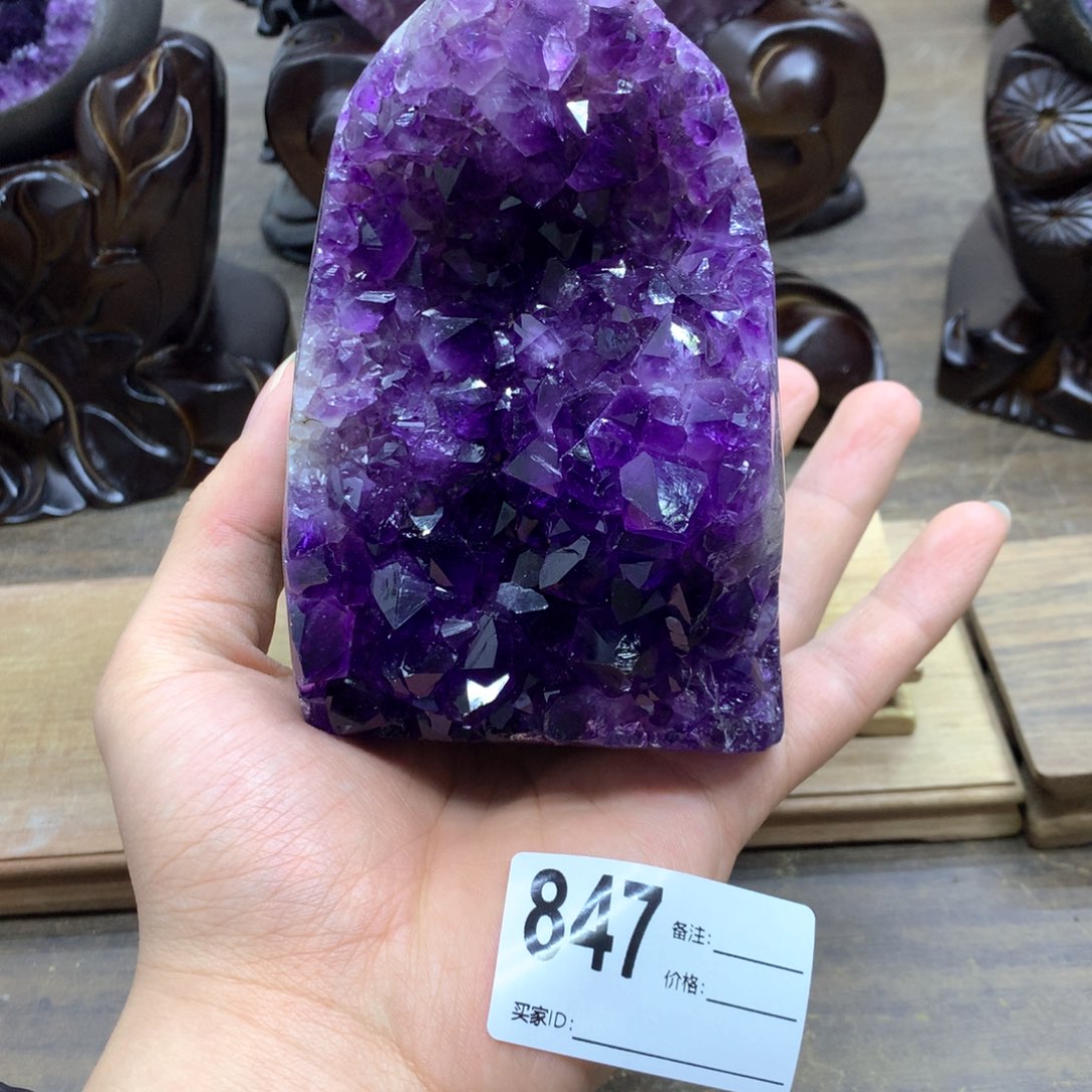 紫晶大型摆件（非配饰）未镶嵌