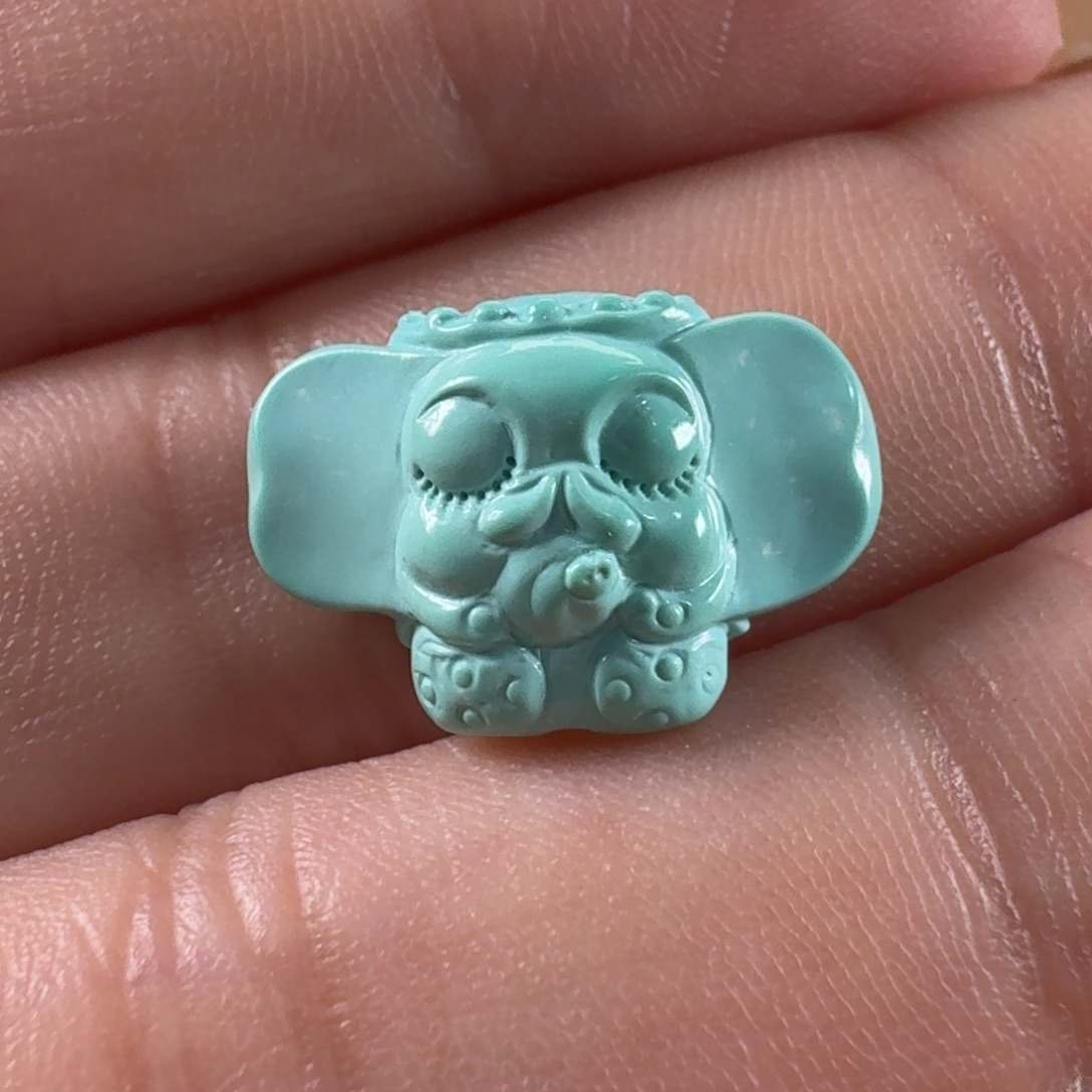 绿松石未镶嵌颈饰