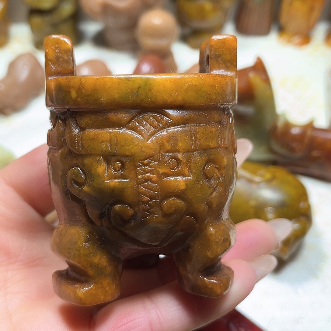 白玉菩提吊坠白玉菩提吊坠