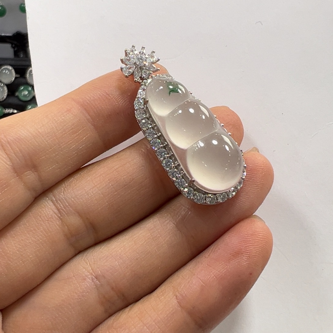 石英质玉银S925镶嵌颈饰