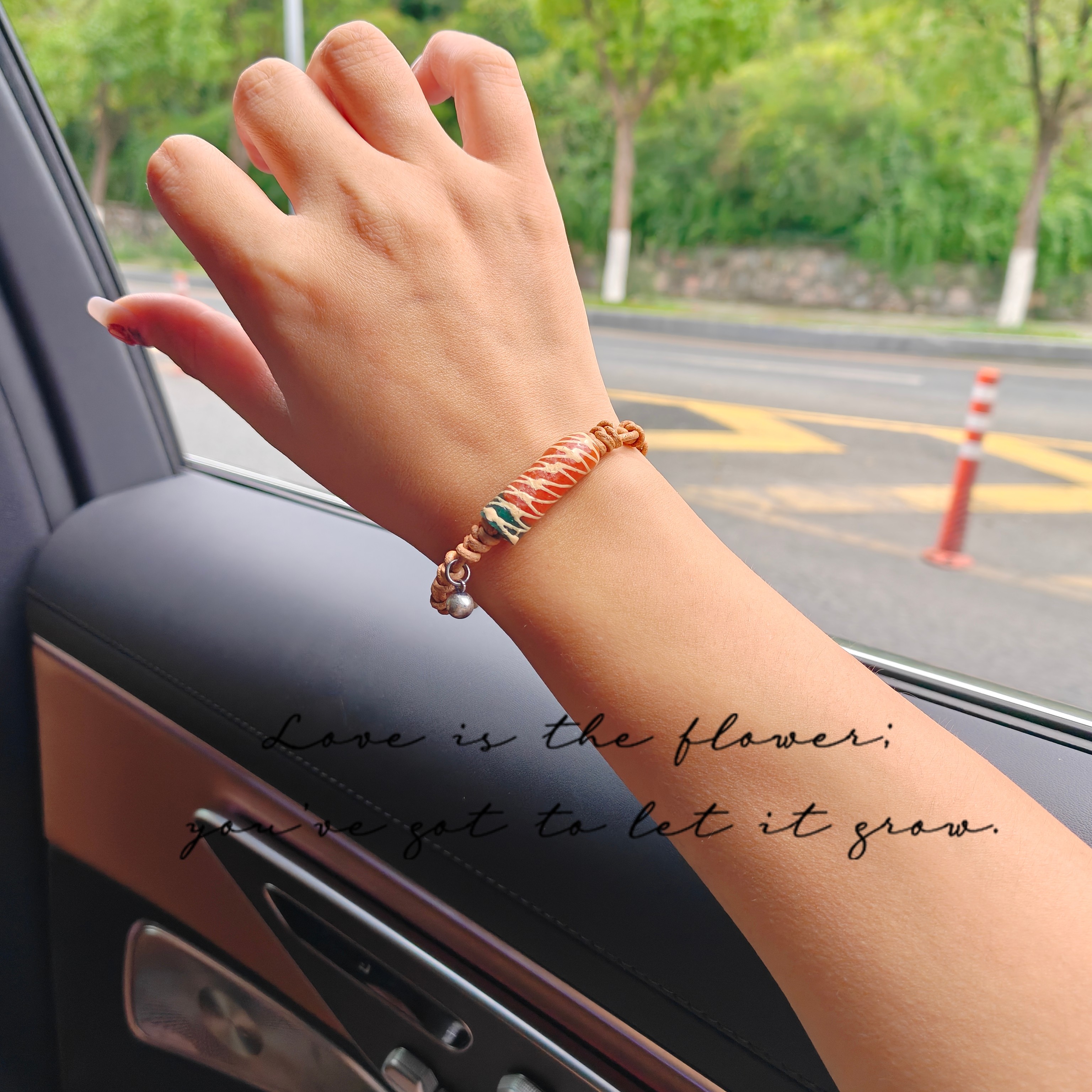 非金属皮质手链 福利非洲老琉璃牛皮绳手工编织手链，可调节