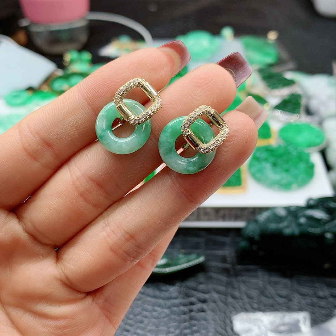 【闪购商品】翡翠耳饰未镶嵌，