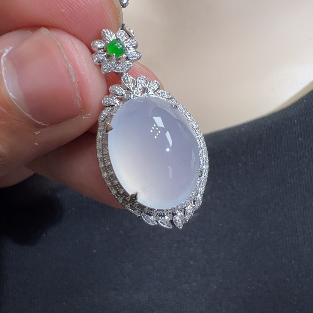 翡翠吊坠(不含链)18K金镶嵌