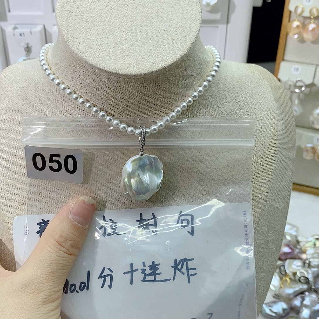 淡水珍珠颈饰合金