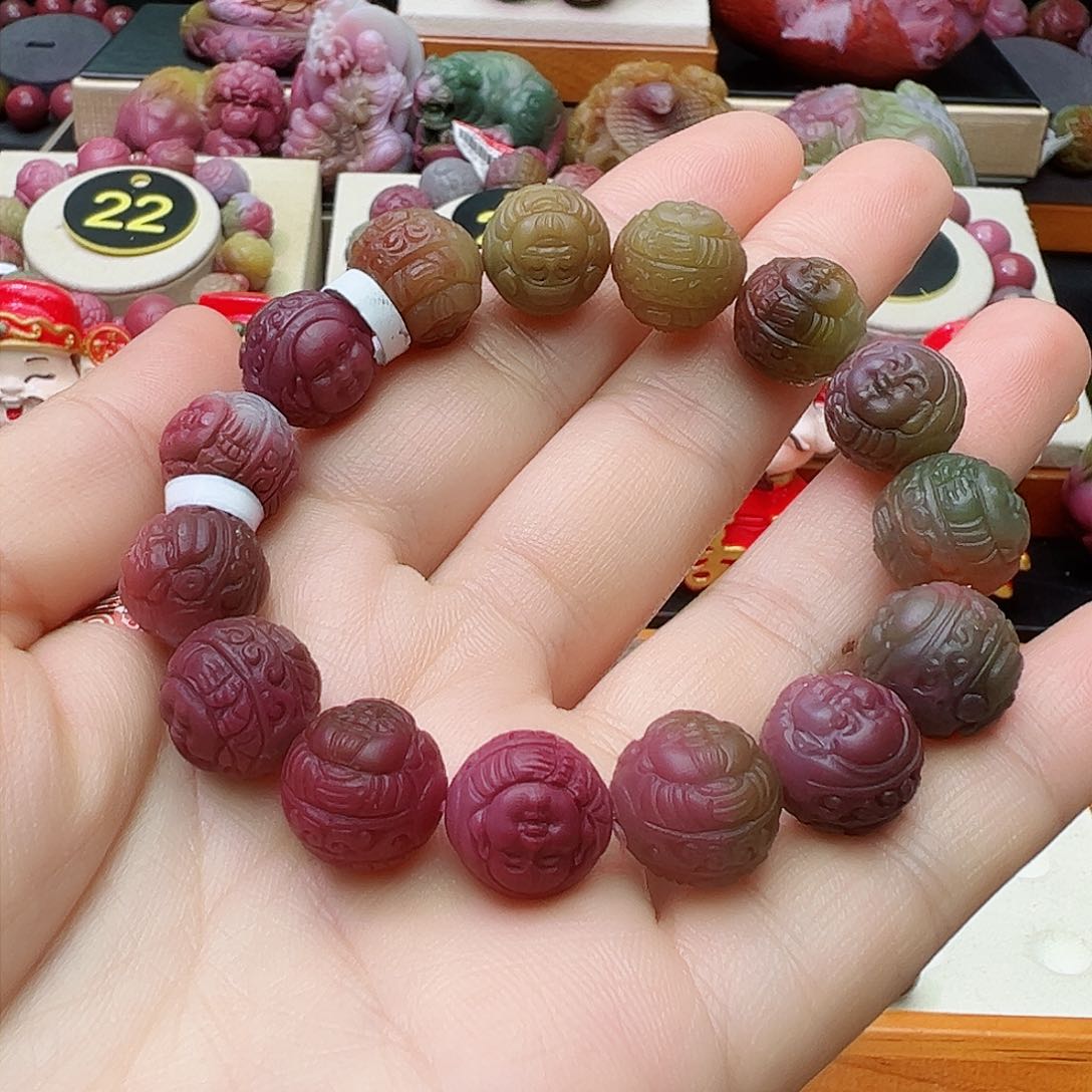 定制石英质玉定制未镶嵌云**雪盐源