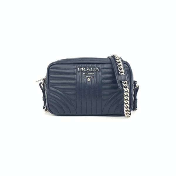 95新/普拉达/市场价12000/包包/250303XZ0026