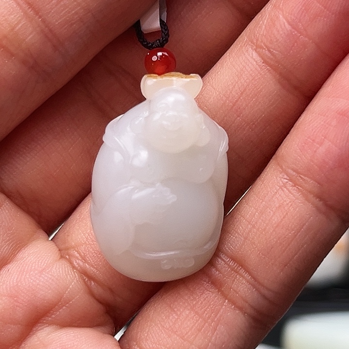 和田玉颈饰未镶嵌