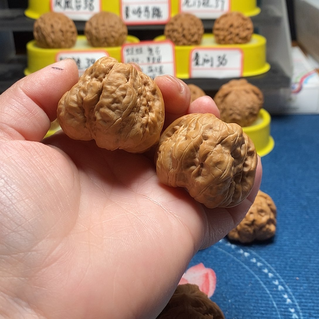 文玩核桃吊坠南**南蛙蛙