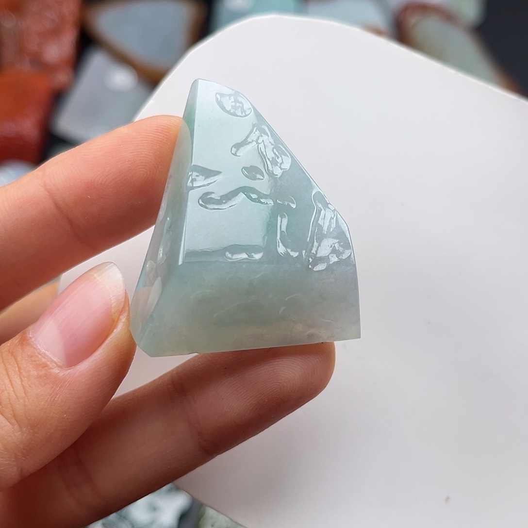 翡翠未镶嵌挂件翡翠吊坠