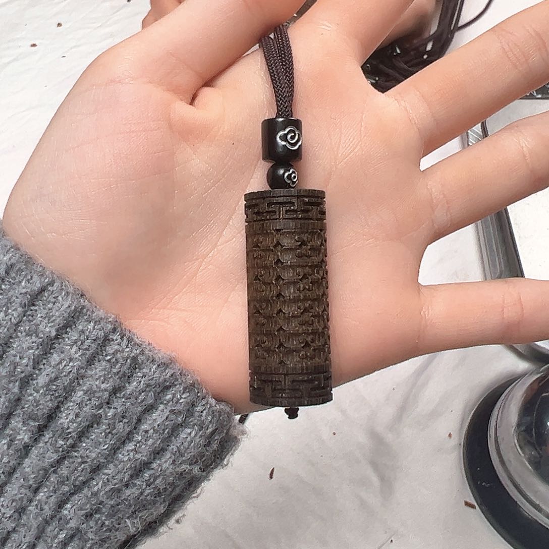 沉香手串沉香吊坠多样性发一