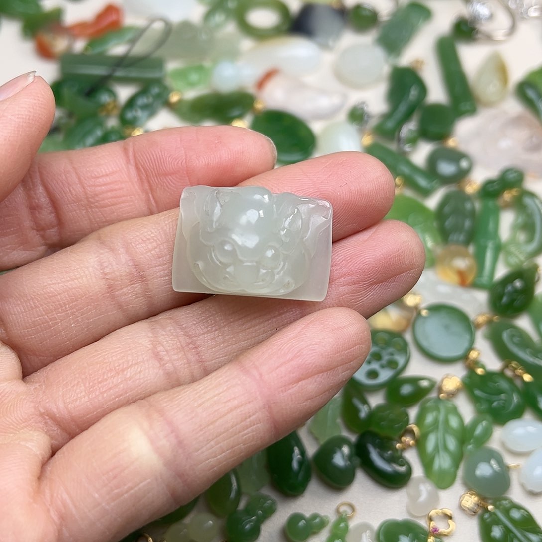 和田玉玉坠未镶嵌