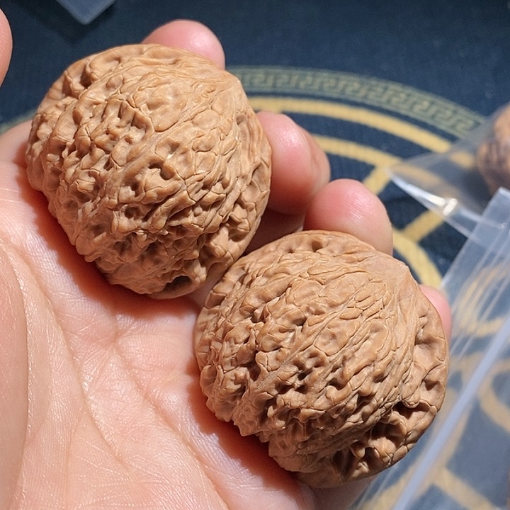 【闪购商品】文玩核桃吊坠M****•平谷绣球