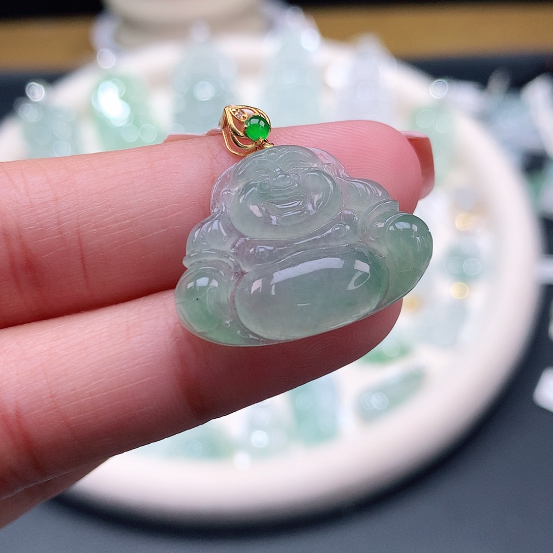 颈饰18K金镶嵌翡翠佛公