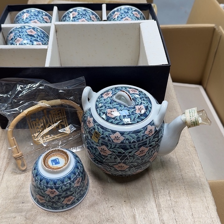 瓷片哈哈哈哈哈哈哈哈哈哈哈哈哈