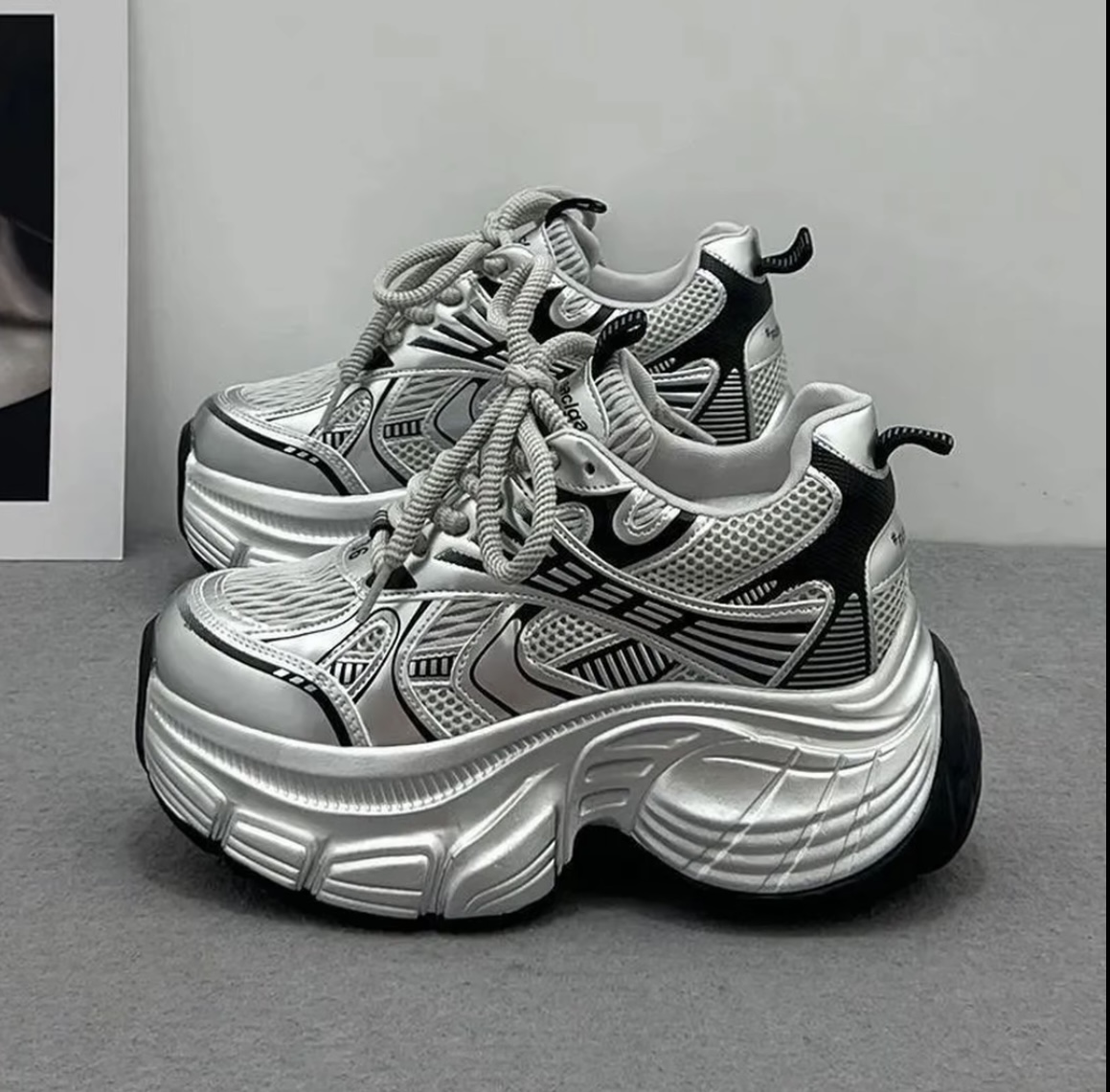 老爹鞋女小个子2025新款休闲运动鞋春夏款透气网面超火厚底增高鞋