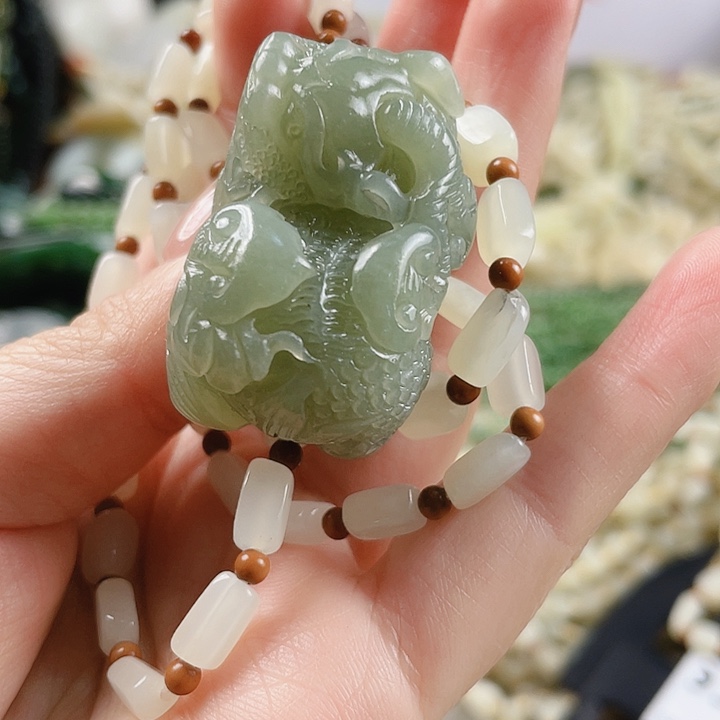 未镶嵌和田玉挂件