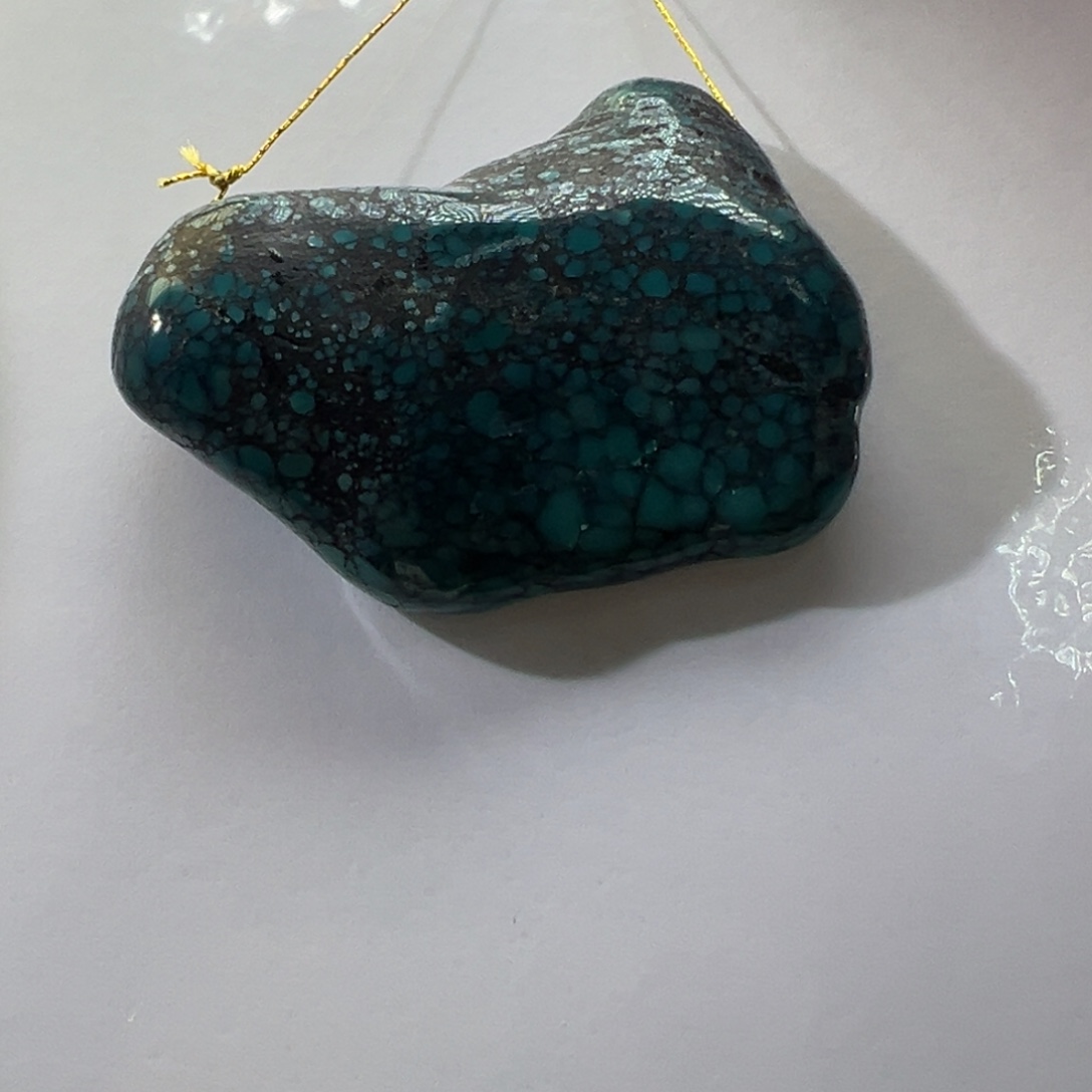 绿松石未镶嵌挂件