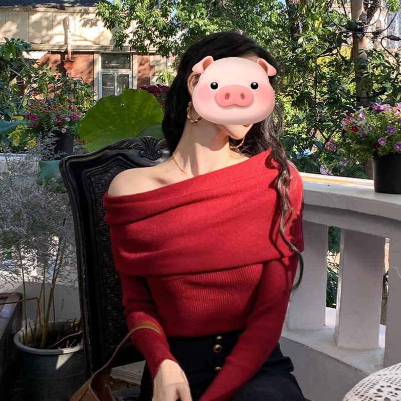 早秋季一字领露肩红色毛衣打底衫女春秋设计感洋气内搭针织上衣女