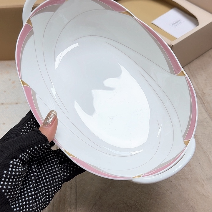 瓷片噗哈哈哈哈哈哈哈哈哈我的