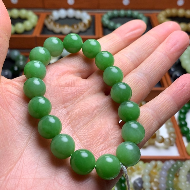 和田玉手串未镶嵌