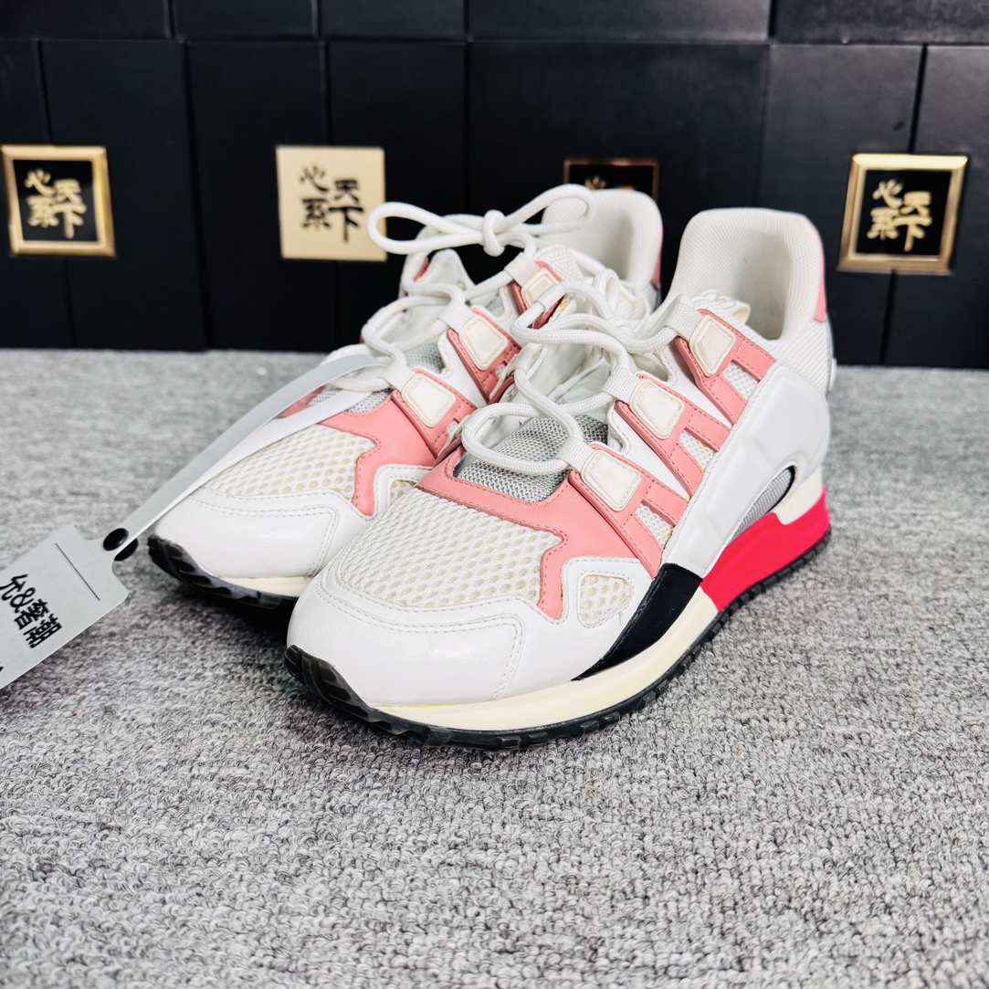 95新 LouisVuitton/路易威登 Runaway白粉运动鞋36.5码ysc4135
