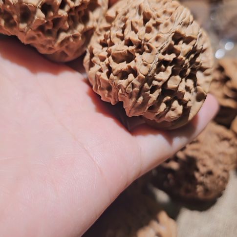 文玩核桃吊坠48门墩