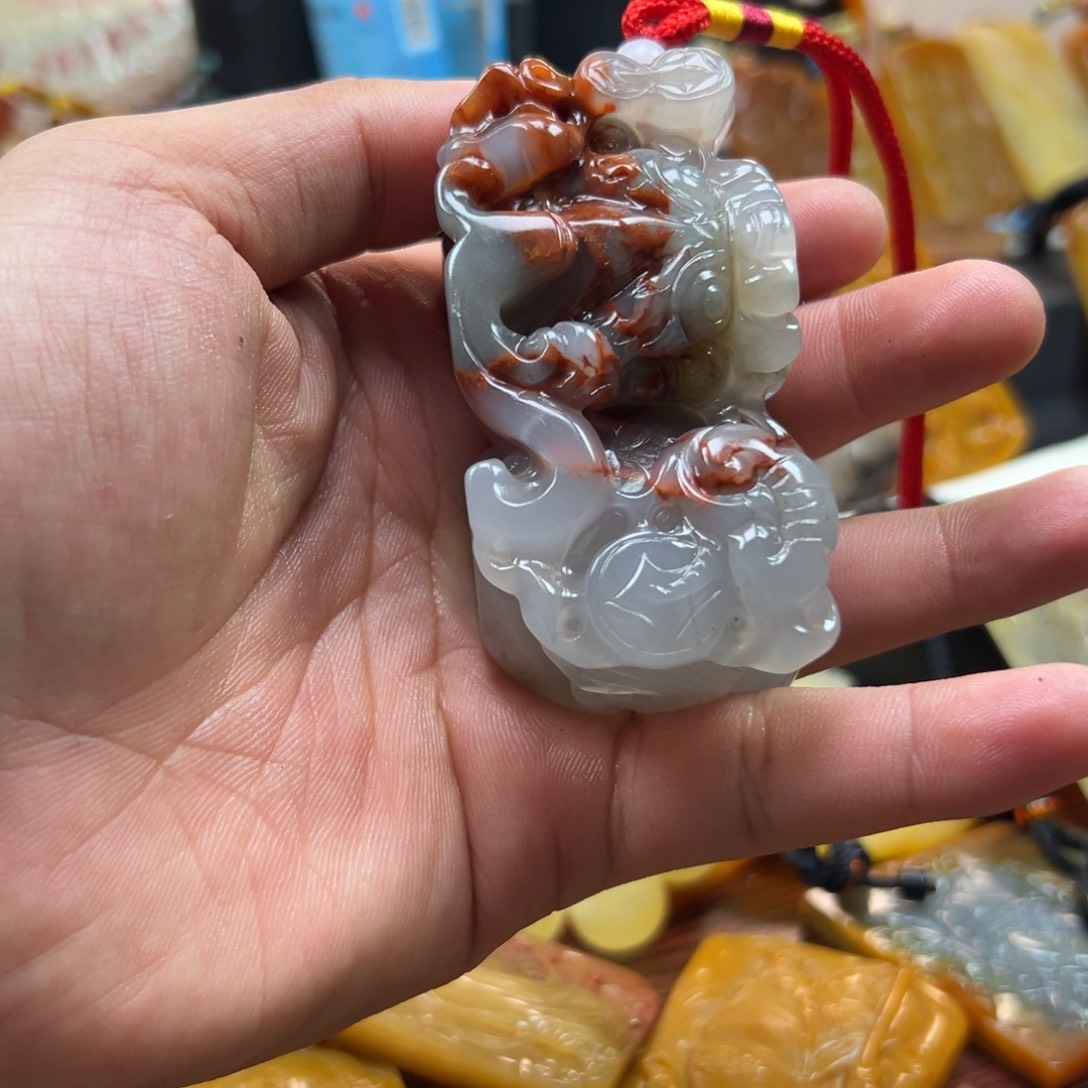 石英质玉（黄龙玉）未镶嵌hly