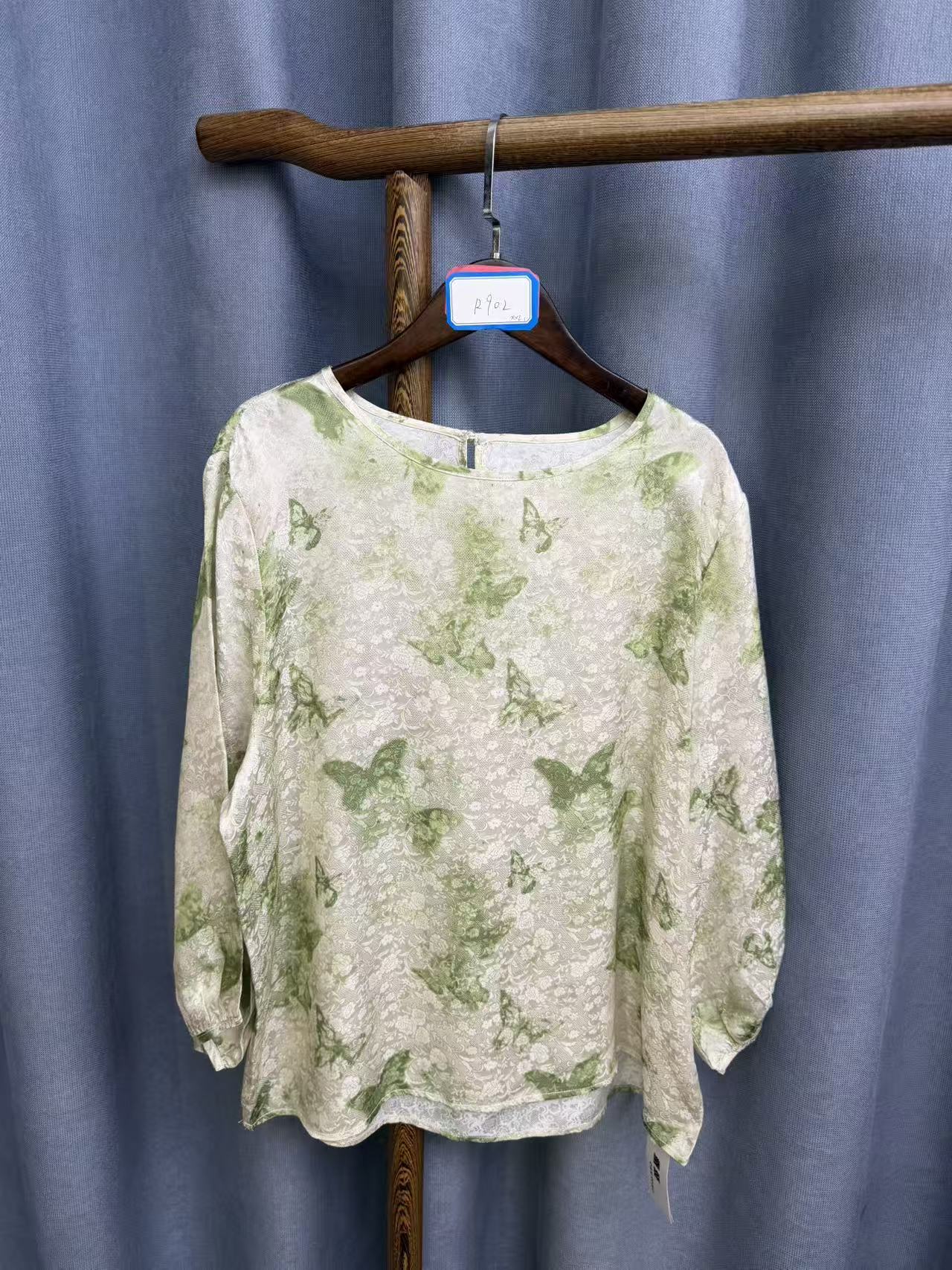 2025秋季新款休闲时尚圆领桑蚕丝短袖上衣女R902