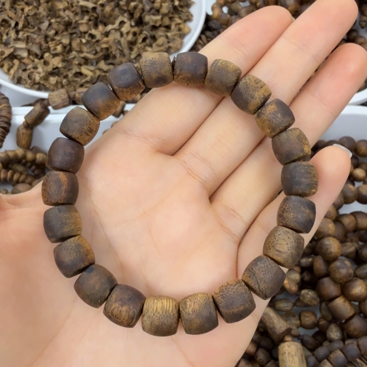 汀***笺沉香手串绿奇楠张勺子一代苗鼓珠卡十高油单圈