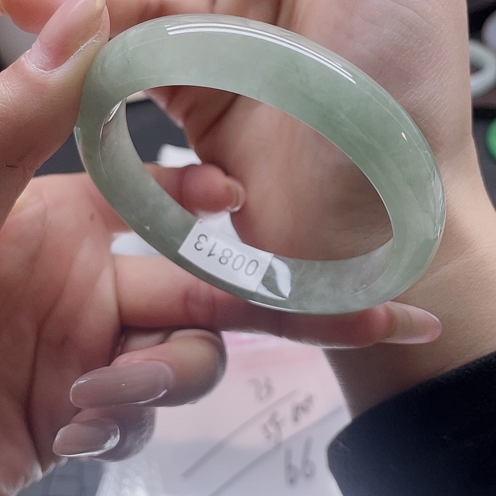 石英岩玉未镶嵌手镯73