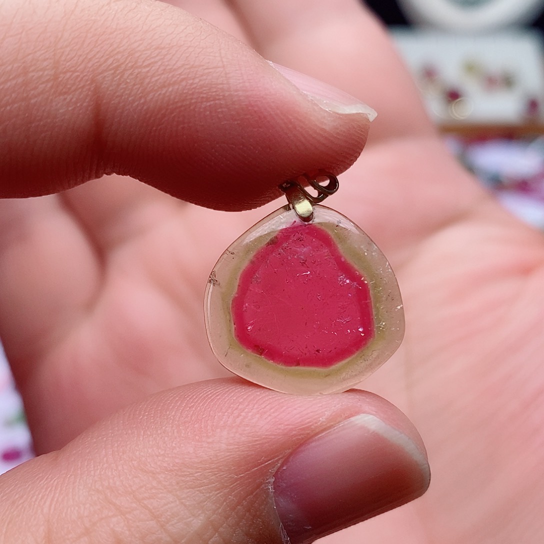 碧玺吊坠(不含链)18K金镶嵌碧玺吊坠