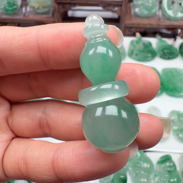 石英质玉未镶嵌颈饰用****4