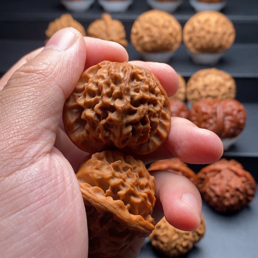 文玩核桃把件超*猫核为贵