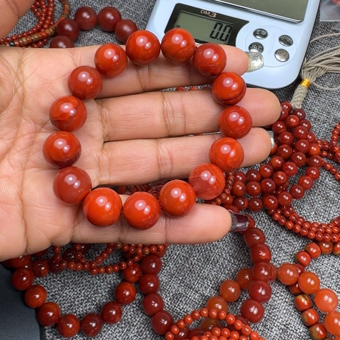 浮***梦南红玛瑙未镶嵌手链